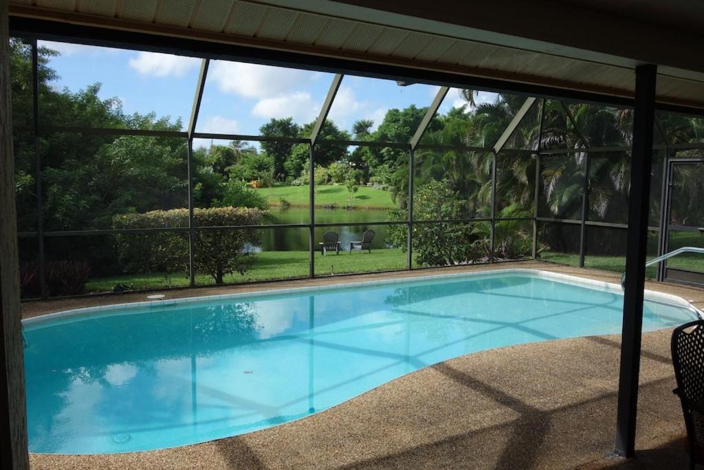 Great Family With A New Sparkling Pool,lovely View, Close To Ferienhaus North Naples